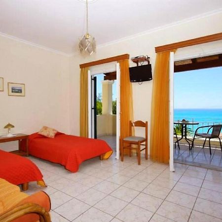 Natalia Apartment B With Panoramic Sea Views Of Agios Gordios Bay Bagian luar foto