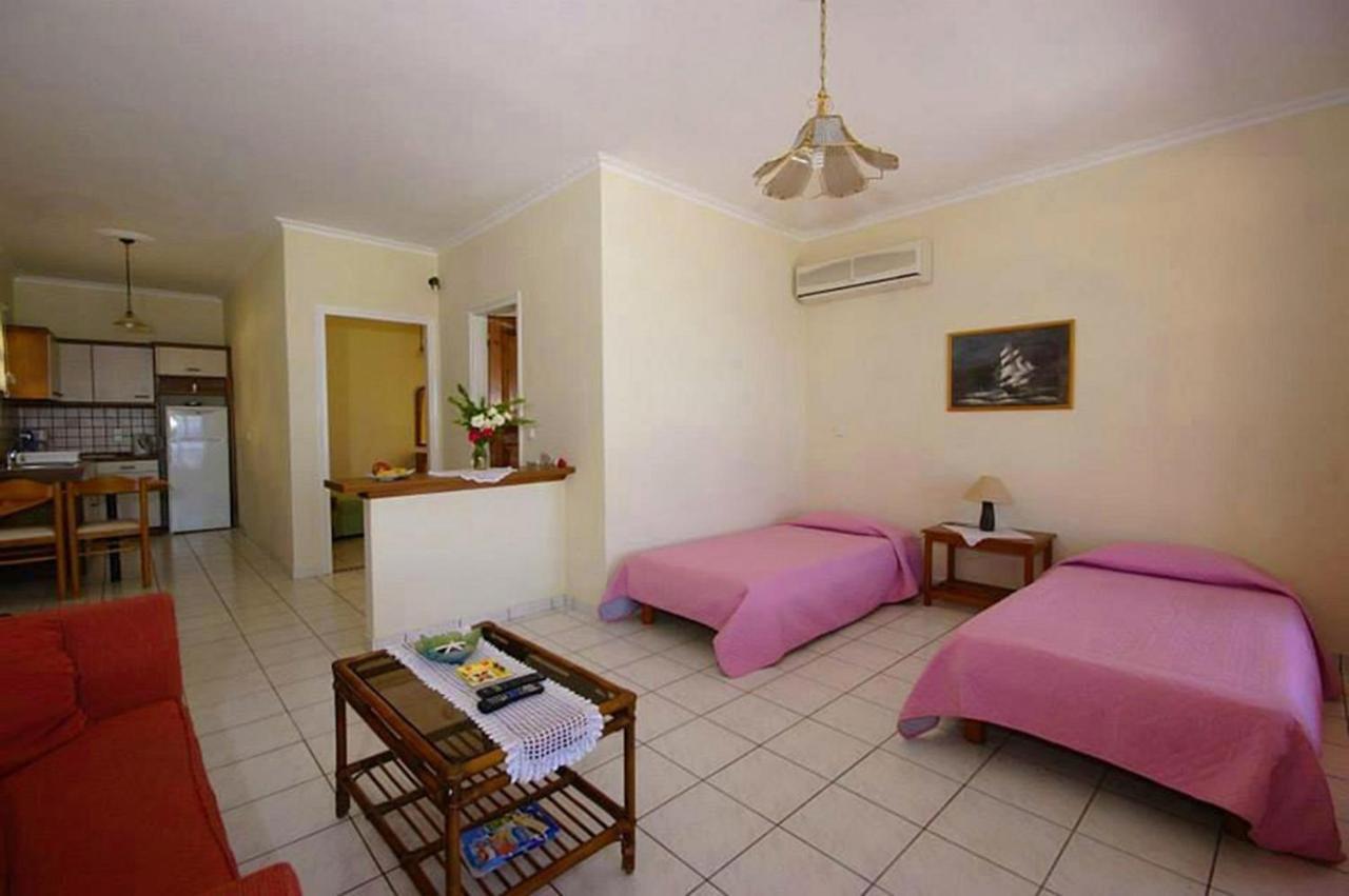 Natalia Apartment B With Panoramic Sea Views Of Agios Gordios Bay Bagian luar foto