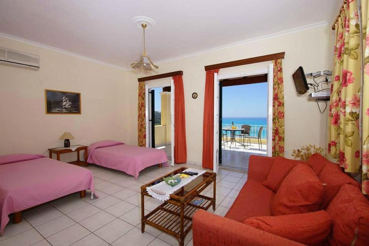 Natalia Apartment B With Panoramic Sea Views Of Agios Gordios Bay Bagian luar foto
