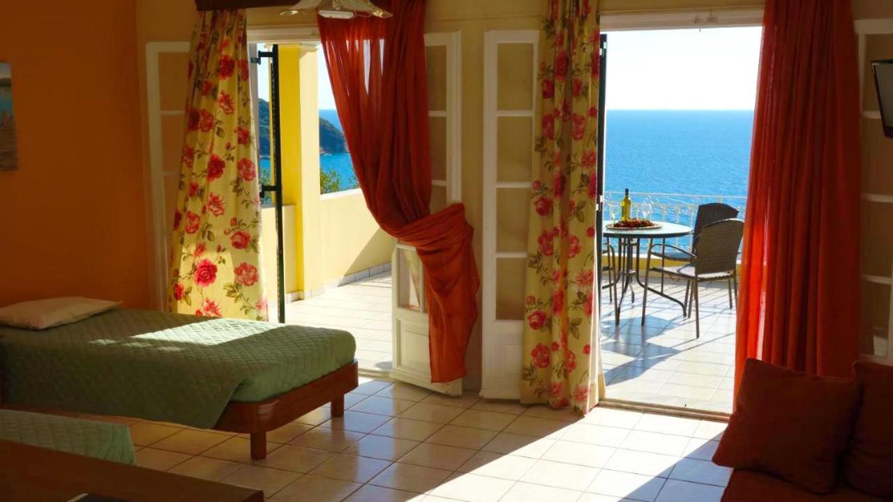 Natalia Apartment B With Panoramic Sea Views Of Agios Gordios Bay Bagian luar foto