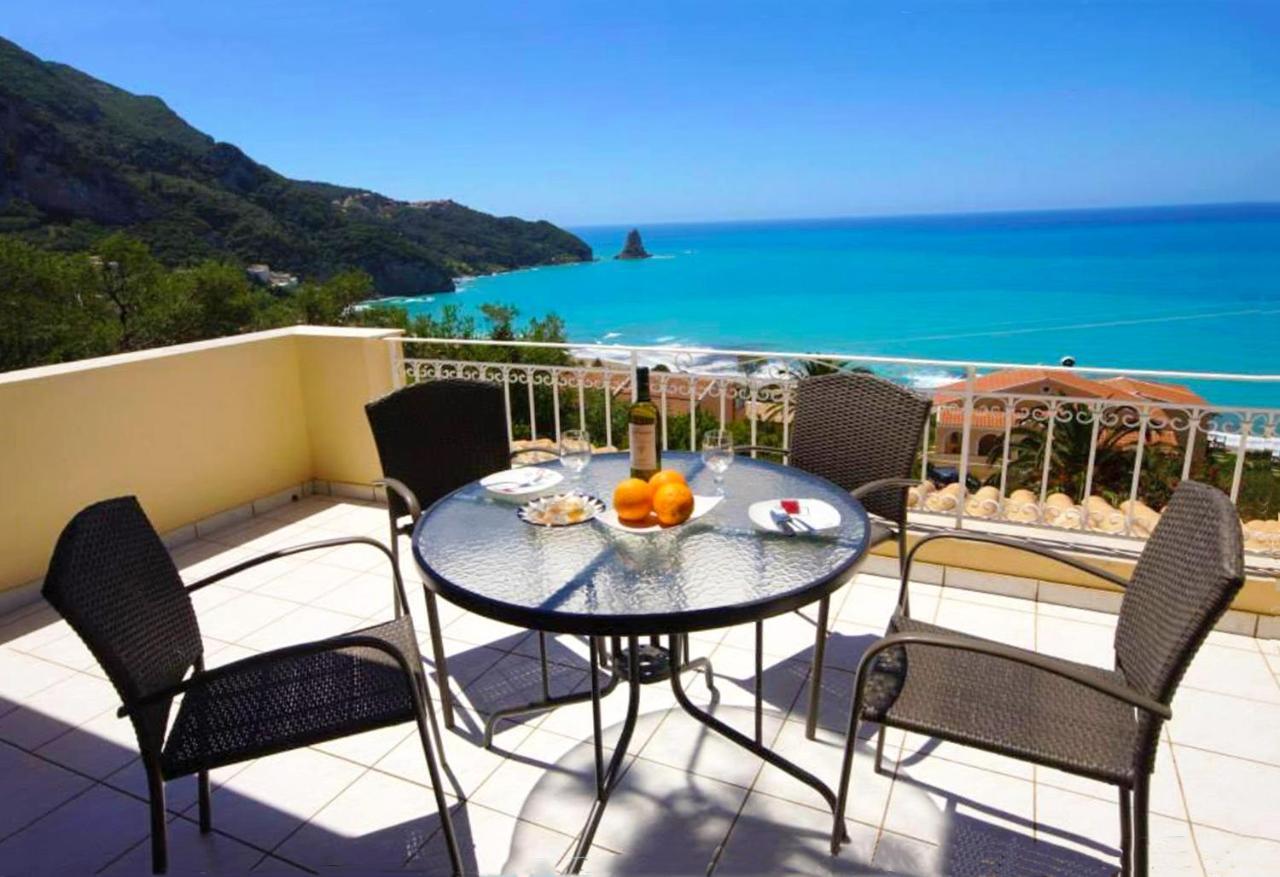 Natalia Apartment B With Panoramic Sea Views Of Agios Gordios Bay Bagian luar foto