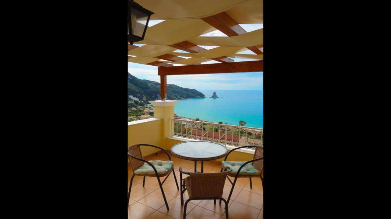 Natalia Apartment B With Panoramic Sea Views Of Agios Gordios Bay Bagian luar foto